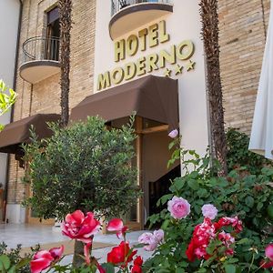 Hotel Moderno